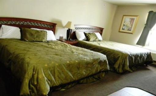 фото отеля Gamble Farm Inn & Suites