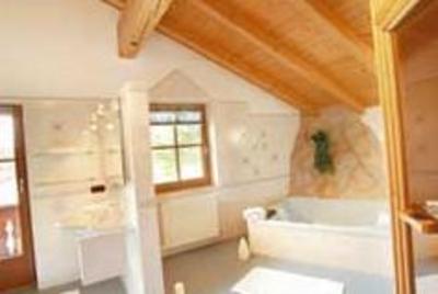 фото отеля Landhaus Kostenzer