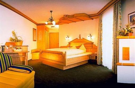 фото отеля Romantisches Geniesserhotel Laternd'l Hof