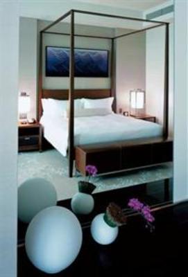 фото отеля Conrad Hotel Tokyo