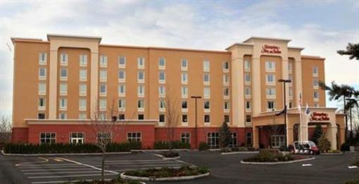 фото отеля Hampton Inn & Suites Staten Island