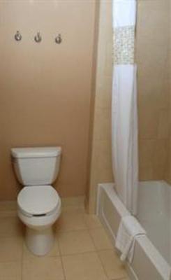 фото отеля Hampton Inn & Suites Staten Island