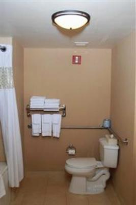 фото отеля Hampton Inn & Suites Staten Island