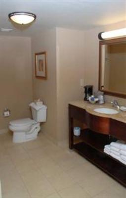 фото отеля Hampton Inn & Suites Staten Island