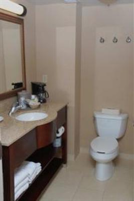 фото отеля Hampton Inn & Suites Staten Island