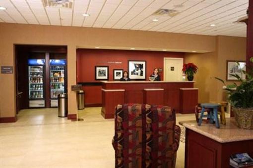 фото отеля Hampton Inn & Suites Staten Island