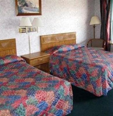 фото отеля Budget Inn Canajoharie