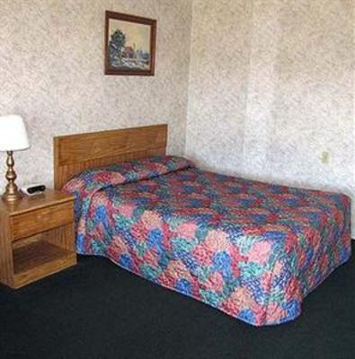 фото отеля Budget Inn Canajoharie