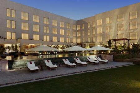 фото отеля Ista Hotel
