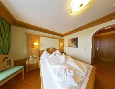 фото отеля Alpenrose Hotel Lermoos