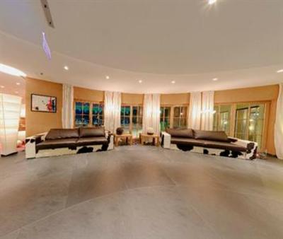 фото отеля Alpenrose Hotel Lermoos