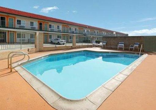 фото отеля Rodeway Inn Artesia