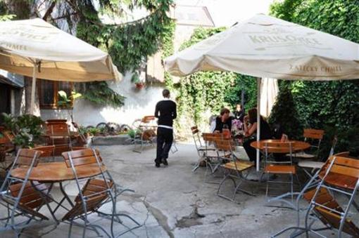 фото отеля Cafe Hostel