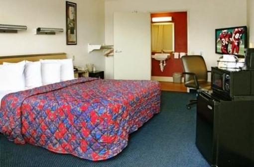 фото отеля Red Roof Inn Boston Southborough