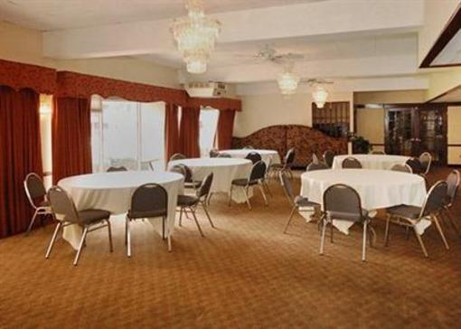 фото отеля Quality Inn Gloucester City