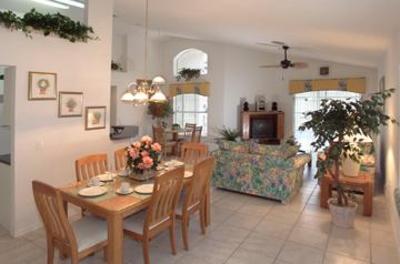 фото отеля Royalty Vacation Homes