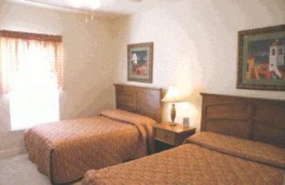 фото отеля Royalty Vacation Homes