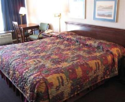 фото отеля Red Carpet Inn Franklin