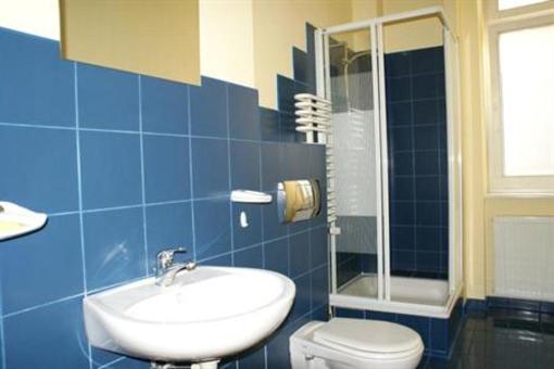 фото отеля Pit Stop Hostel Poznan