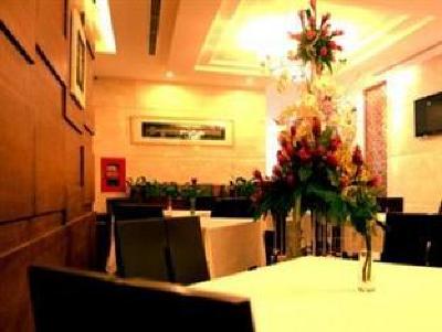 фото отеля White Lotus Hotel