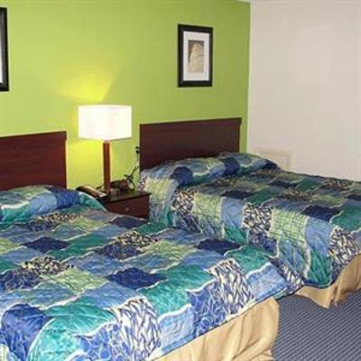 фото отеля Airport Waterfront Inn