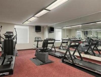 фото отеля Ramada Elyria