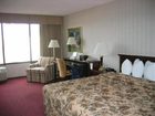 фото отеля Ramada Elyria