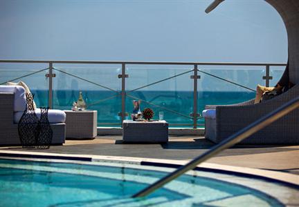 фото отеля Eden Roc, a Renaissance Beach Resort & Spa