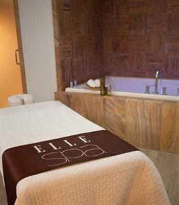 фото отеля Eden Roc, a Renaissance Beach Resort & Spa