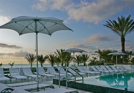 фото отеля Eden Roc, a Renaissance Beach Resort & Spa