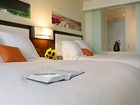 фото отеля Eden Roc, a Renaissance Beach Resort & Spa