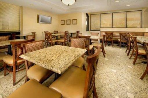 фото отеля Drury Inn & Suites Joplin