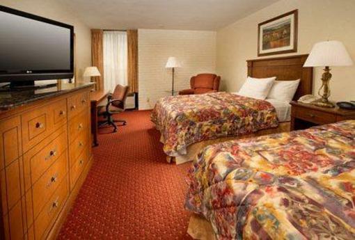 фото отеля Drury Inn & Suites Joplin