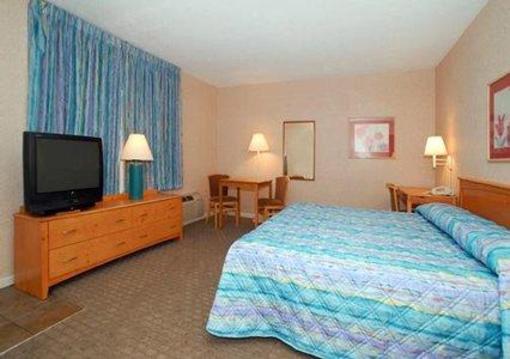 фото отеля Econo Lodge South Buffalo (New York)