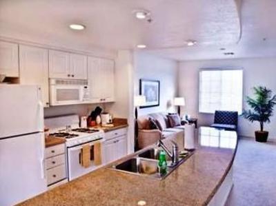 фото отеля Corporate Suites At Portofino San Diego