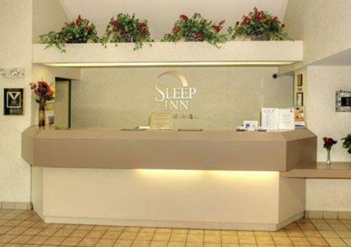 фото отеля Sleep Inn Staunton