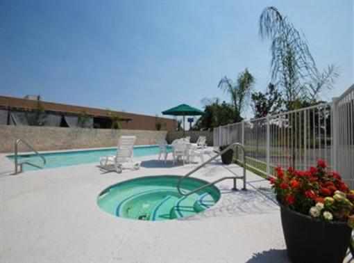 фото отеля Best Western Colonial Inn Selma (California)