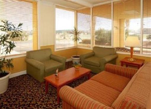 фото отеля Quality Inn N.A.S. - Corry