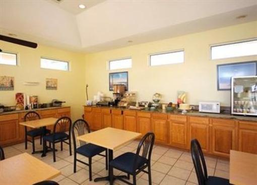 фото отеля Quality Inn N.A.S. - Corry