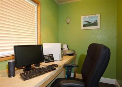 фото отеля Quality Inn N.A.S. - Corry