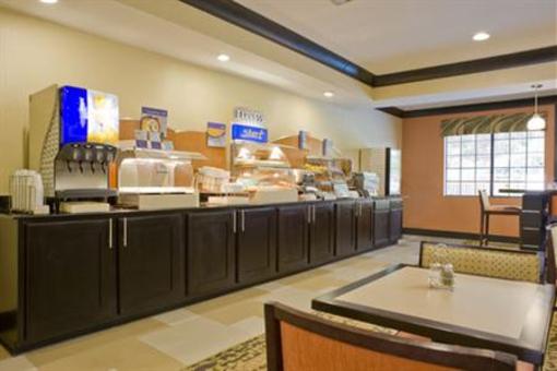 фото отеля Holiday Inn Express Kennesaw NE - Acworth