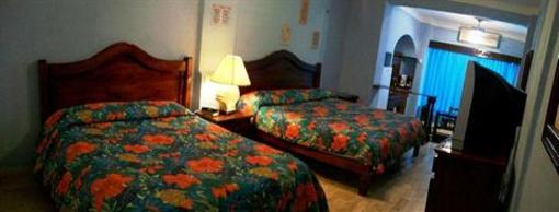 фото отеля Cancun Plaza Condo Hotel