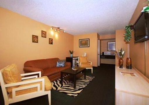 фото отеля Econo Lodge Polynesian Kissimmee