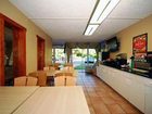 фото отеля Econo Lodge Polynesian Kissimmee