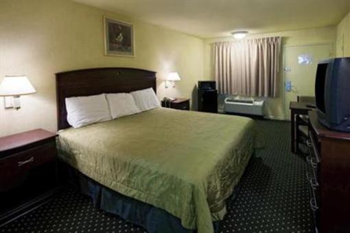 фото отеля Americas Best Value Inn Merrifield Dallas