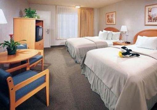 фото отеля Comfort Inn & Suites Hotel Circle SeaWorld