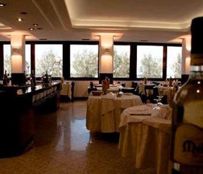 фото отеля Hotel Commodore Cervia