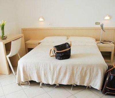 фото отеля Hotel Commodore Cervia