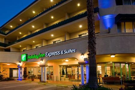 фото отеля Holiday Inn Express Hotel & Suites Pasadena-Colorado Blvd.