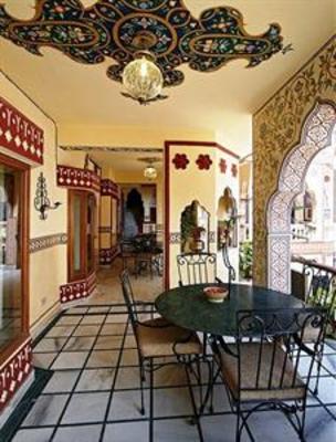 фото отеля Umaid Bhawan Heritage House Hotel